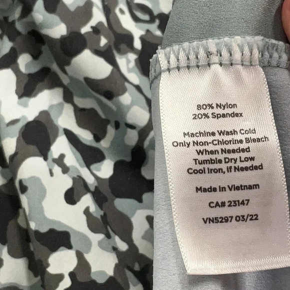 T by Talbots Camo Camouflage Athletic 1/2 Zip Pullover Sweatshirt Plus Size 2X - Picture 4 of 5